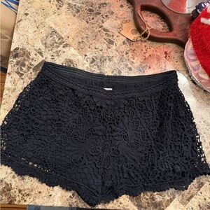 Women’s medium Black Lace Crochet Shorts